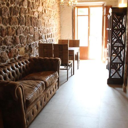 Apartamentos Rurales La Villa De Piedra Cartes Ngoại thất bức ảnh